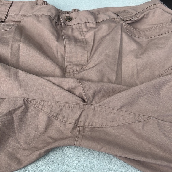 Men’s Lightweight Cargo/Utility Shorts - Picture 10 of 13